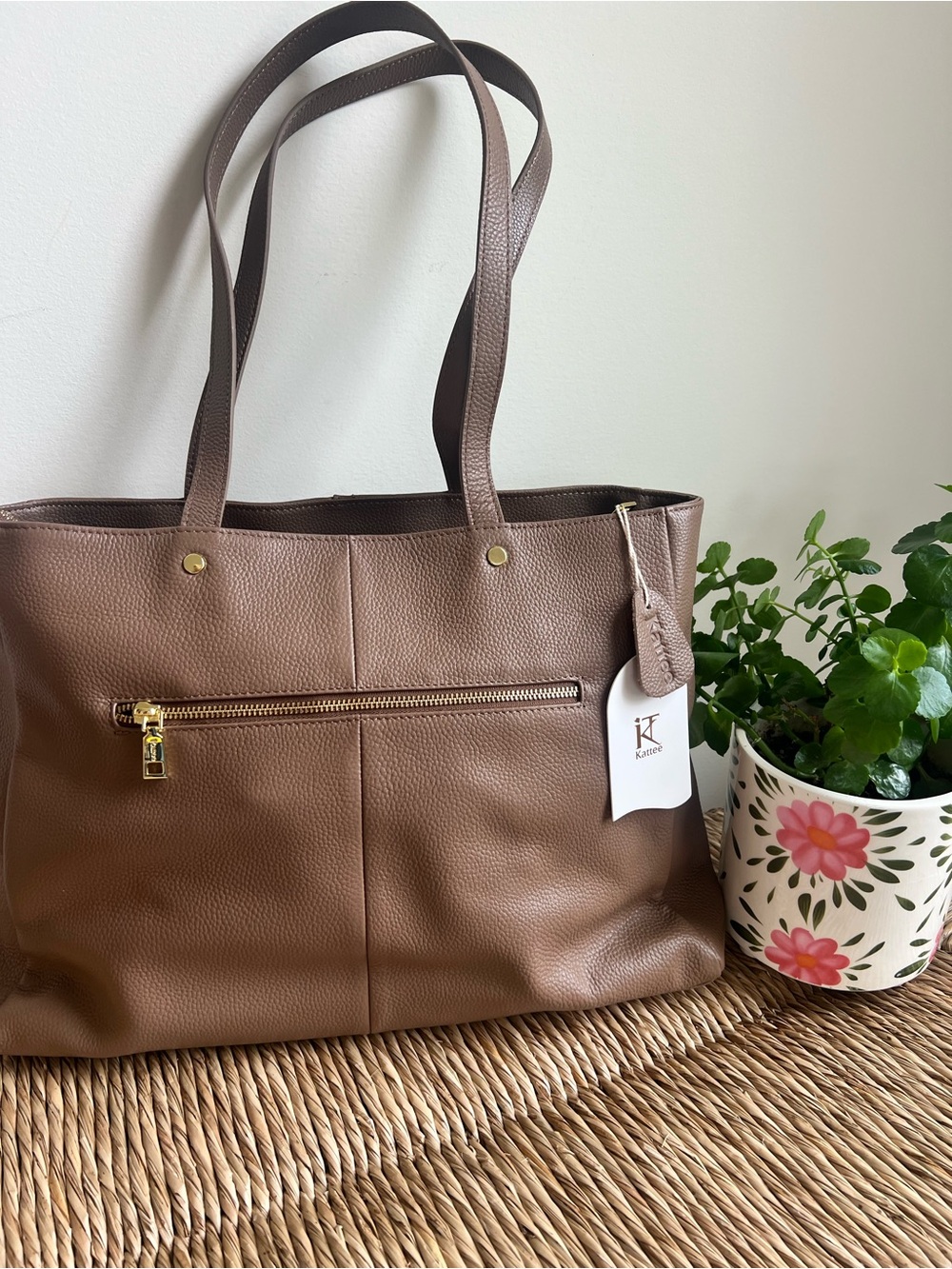 Kattee Brown Leather Tote Shoulder Bag with Front zip pocket.  New